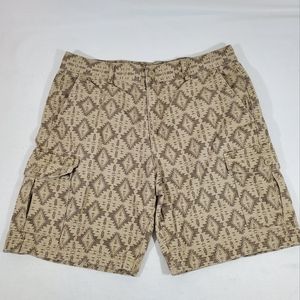 Northwest Territory Mens 34 x9 Aztec Print Cargo Shorts Tan Khaki Bermuda Shorts